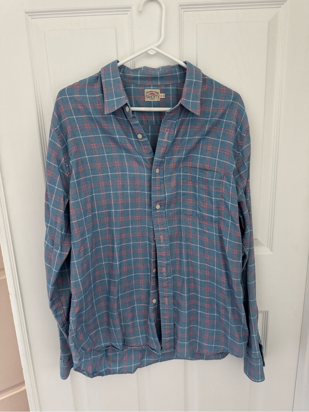 Faherty Blue and Pink Plaid Button-Down Shirt